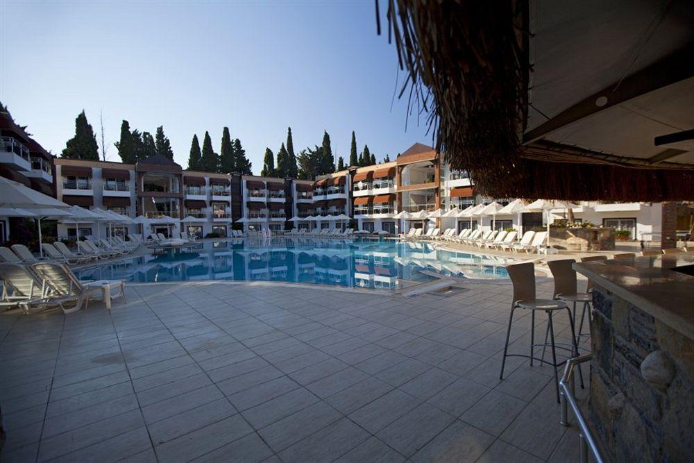 Bitez Risa Hotel Εξωτερικό φωτογραφία