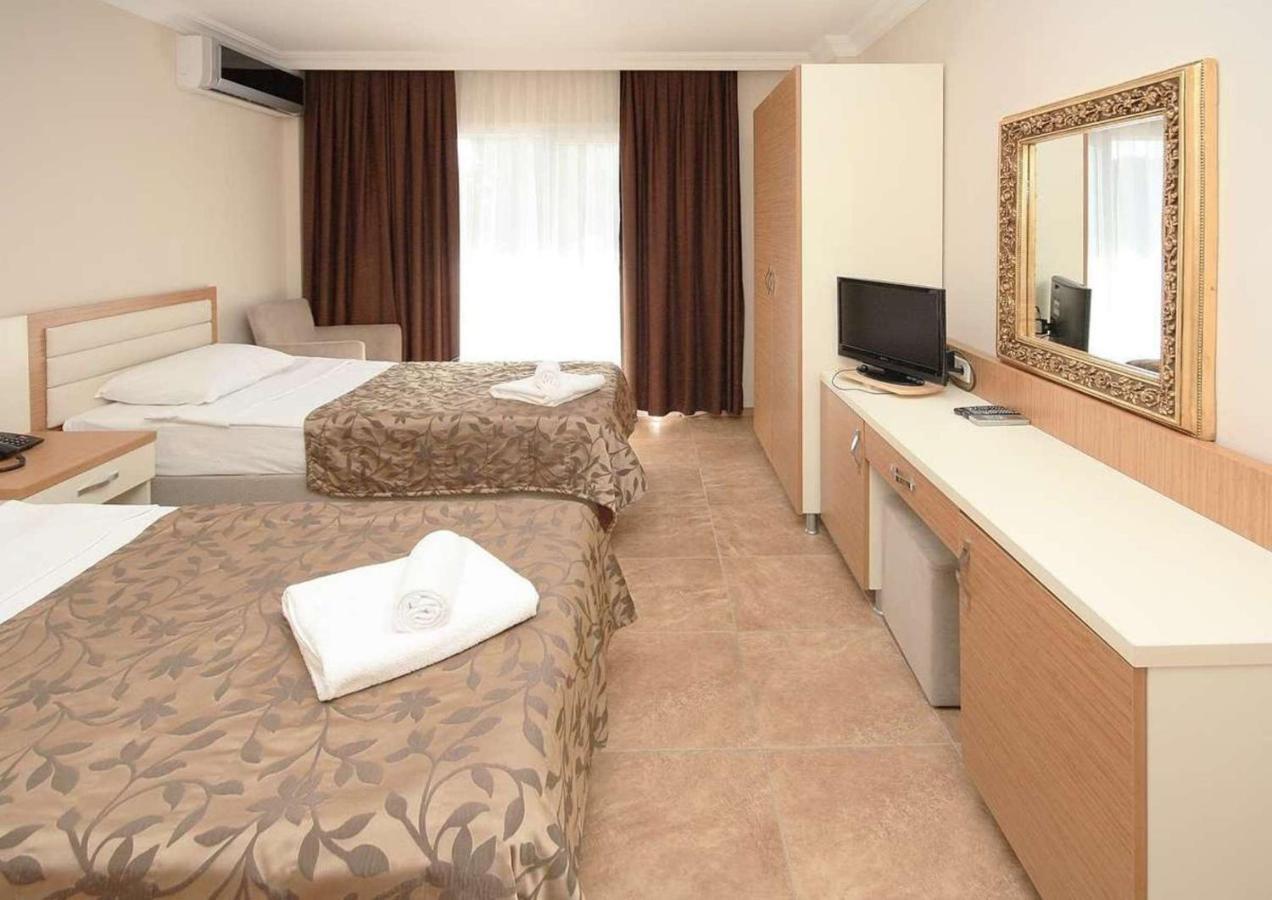 Bitez Risa Hotel Δωμάτιο φωτογραφία